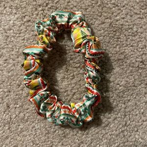 Slip silk midi hair tie